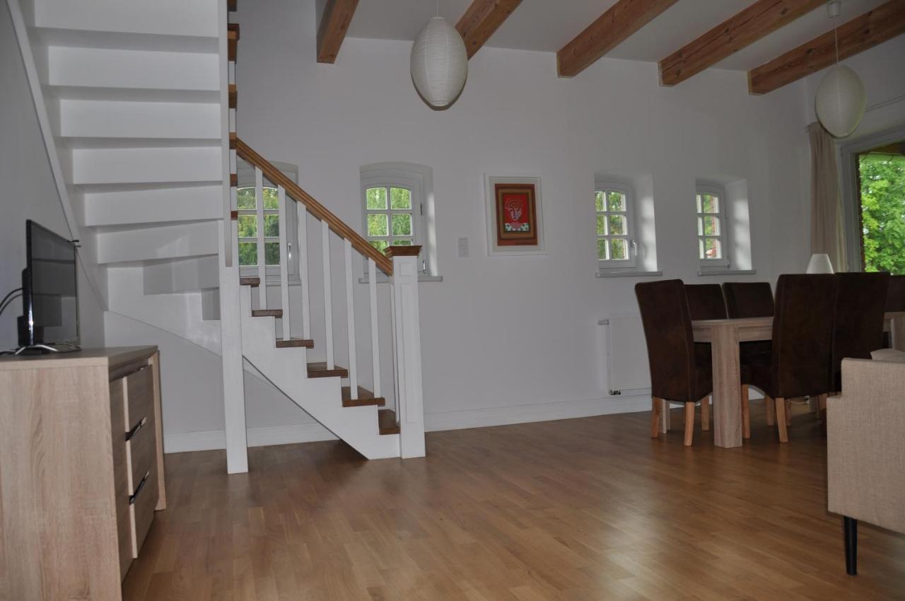 Monte Carvick Nad Jeziorem Seksty Karwik Exterior foto